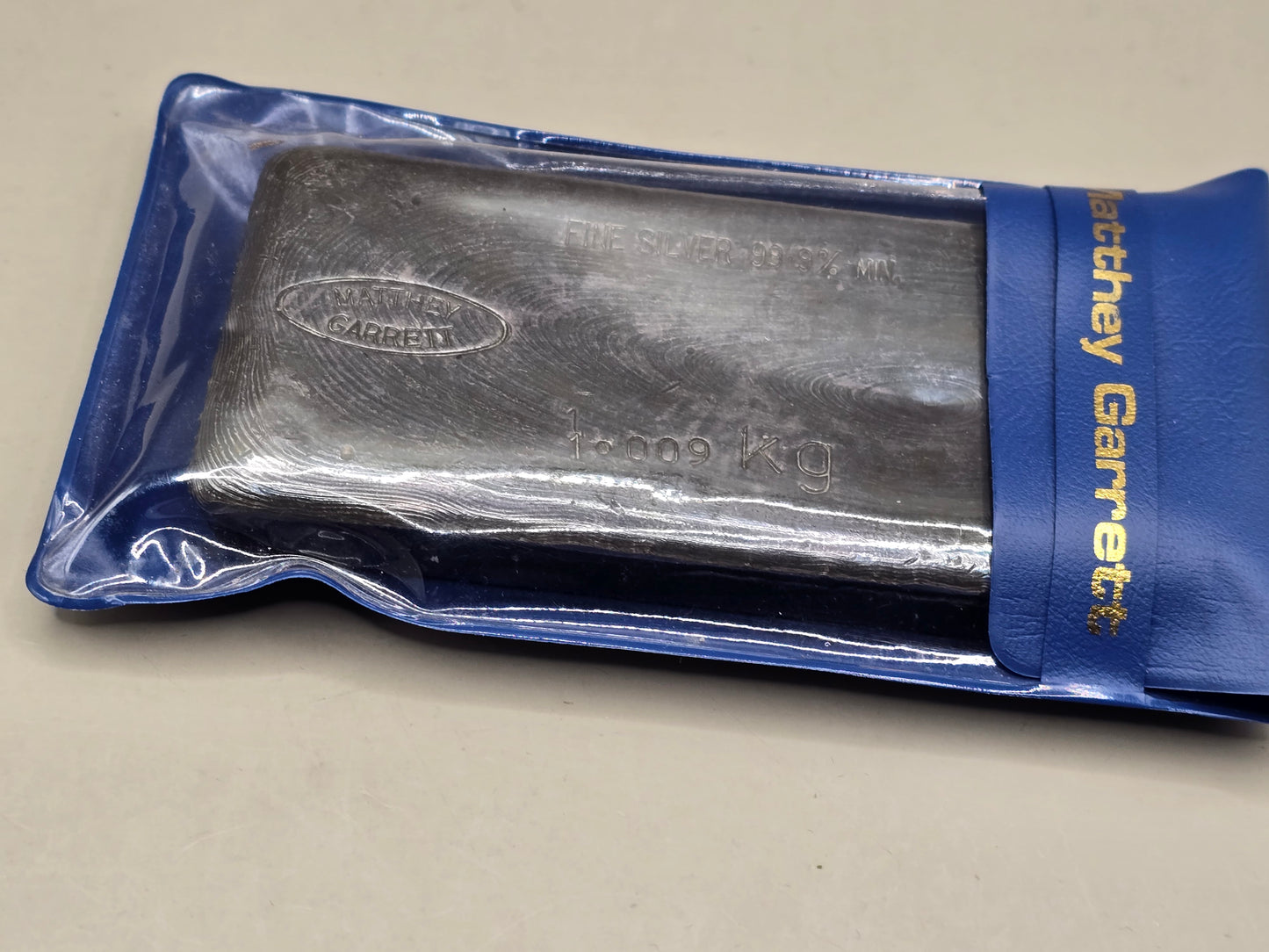 1.009kg Vintage Matthey Garrett silver bar in original sleeve