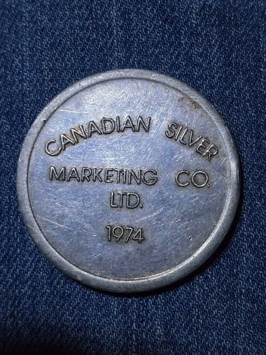 1oz 1974 vintage silver Canadian round