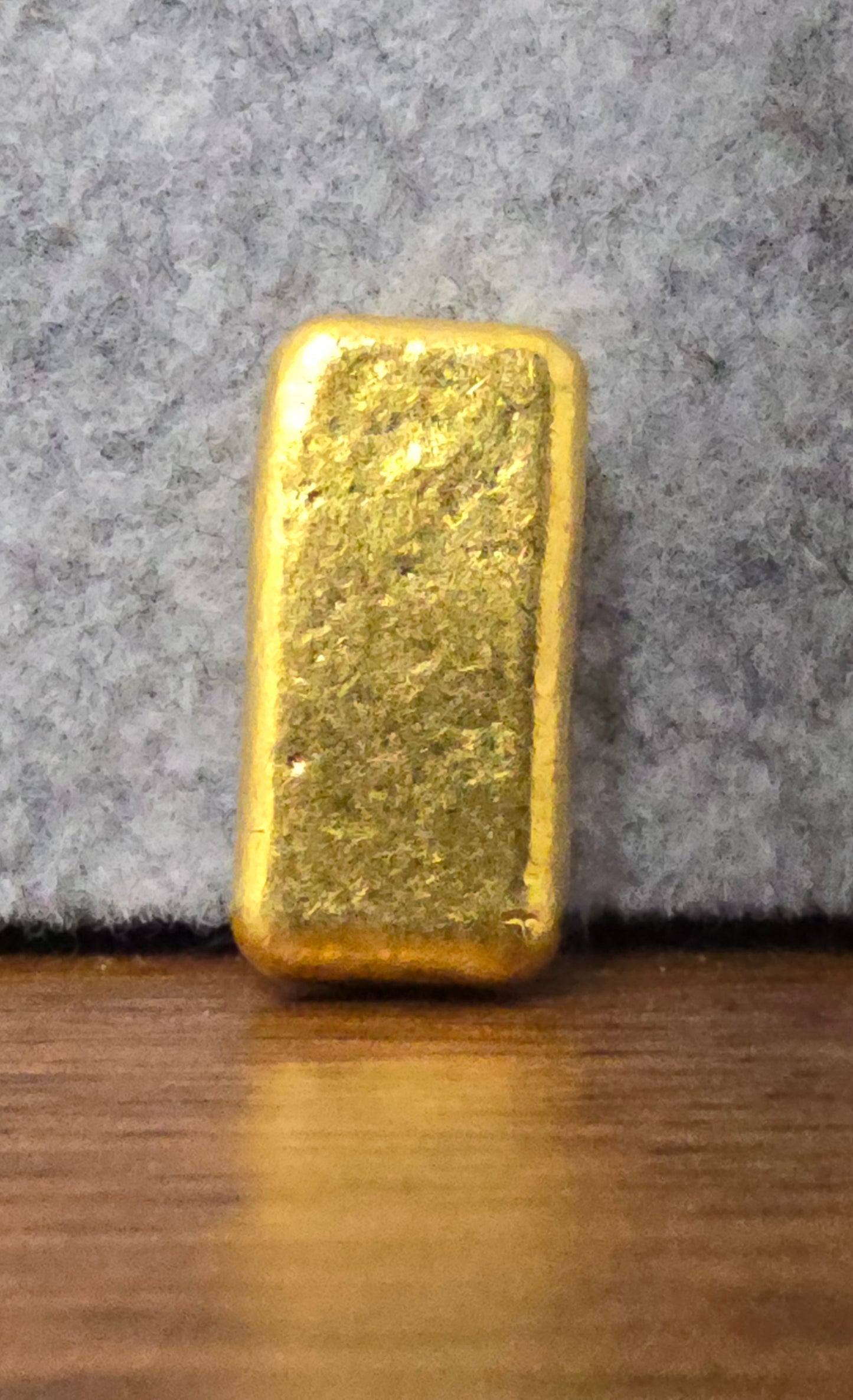 1oz vintage gold Harrington bar 9964 purity full stamping (bank deposit only)