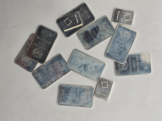 1g random silver bar (milked, scratched)